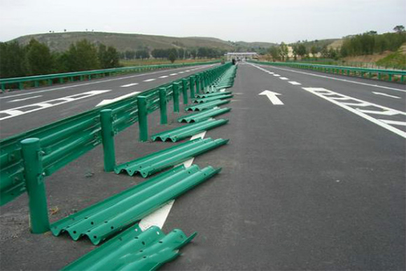 邯郸波形护栏的维护与管理确保道路安全的关键步骤