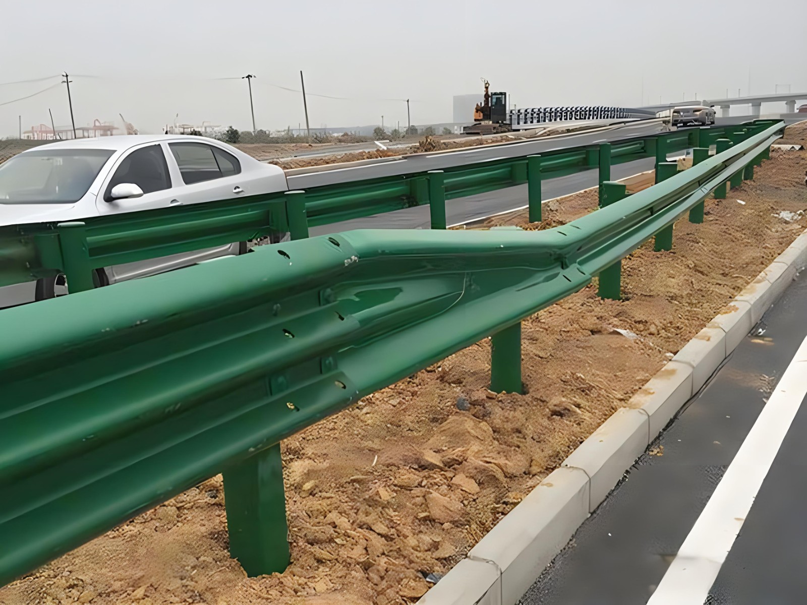邯郸高速波形护栏板日常维护方案确保道路安全新举措